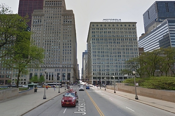 Looking toward the Gateway to Route 66 near the eastern terminus at Michigan Avenue and Jackson Drive, Chicago  (Photo courtesy of Google Maps Street View)